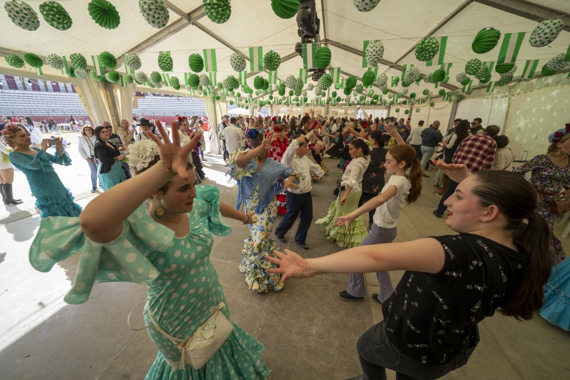 La Casa de Andalucía de Teruel apura las últimas horas antes del cierre de la Feria