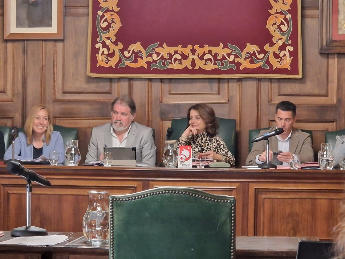 El precio de la entrada a las piscinas municipales de Teruel se reducirá a la mitad en olas de calor