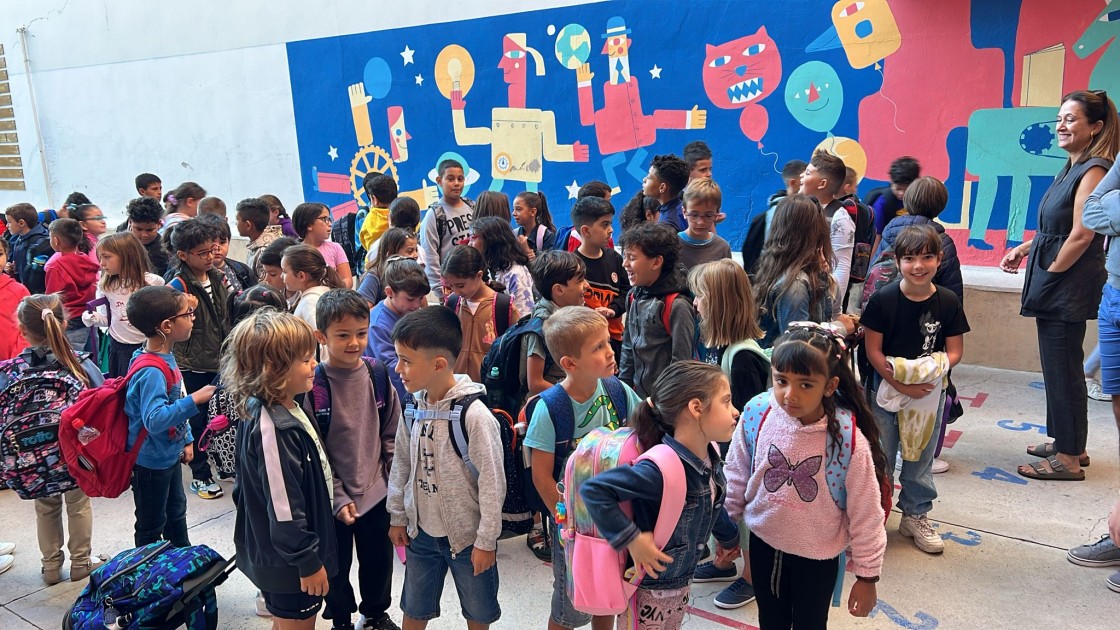 Tres centros de la provincia reciben más solicitudes que plazas de Infantil
