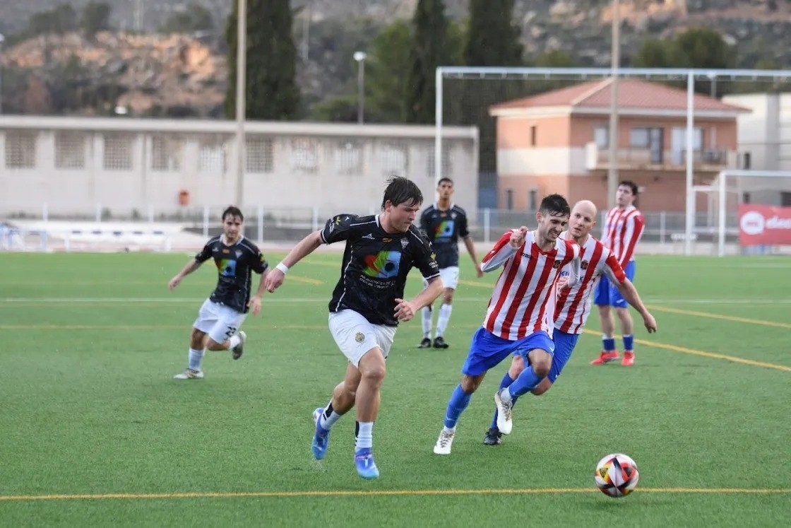 El Alcañiz, pendiente de los ‘play-off’ superiores para aspirar a Tercera