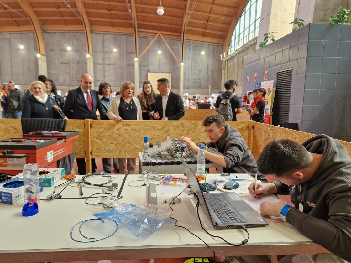 La consejera de Educación reafirma en las Aragón Skills la apuesta del Gobierno de Aragón por “una FP moderna y conectada con el mercado laboral”