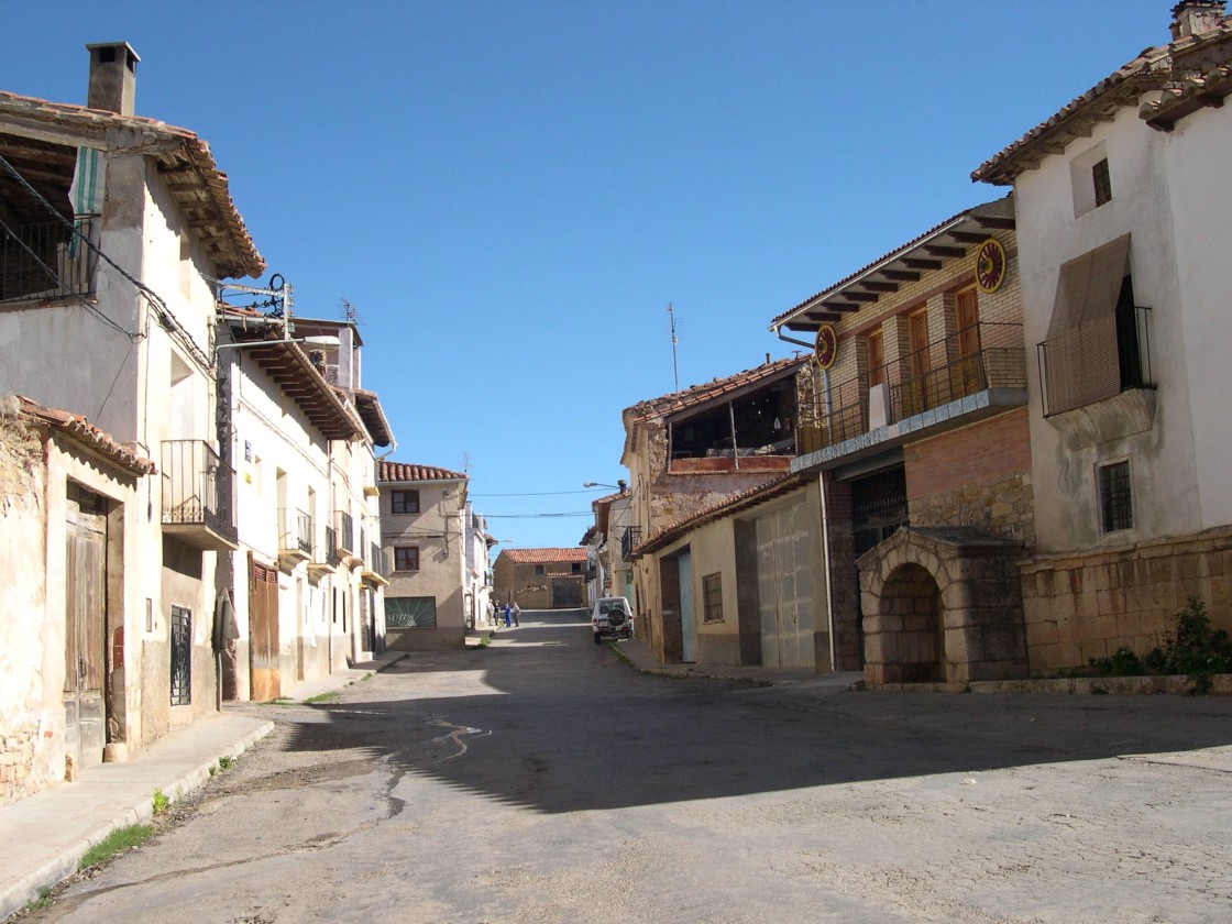Camarillas corrige a Teruel Existe y afirma que no autoriza la instalación de parques eólicos