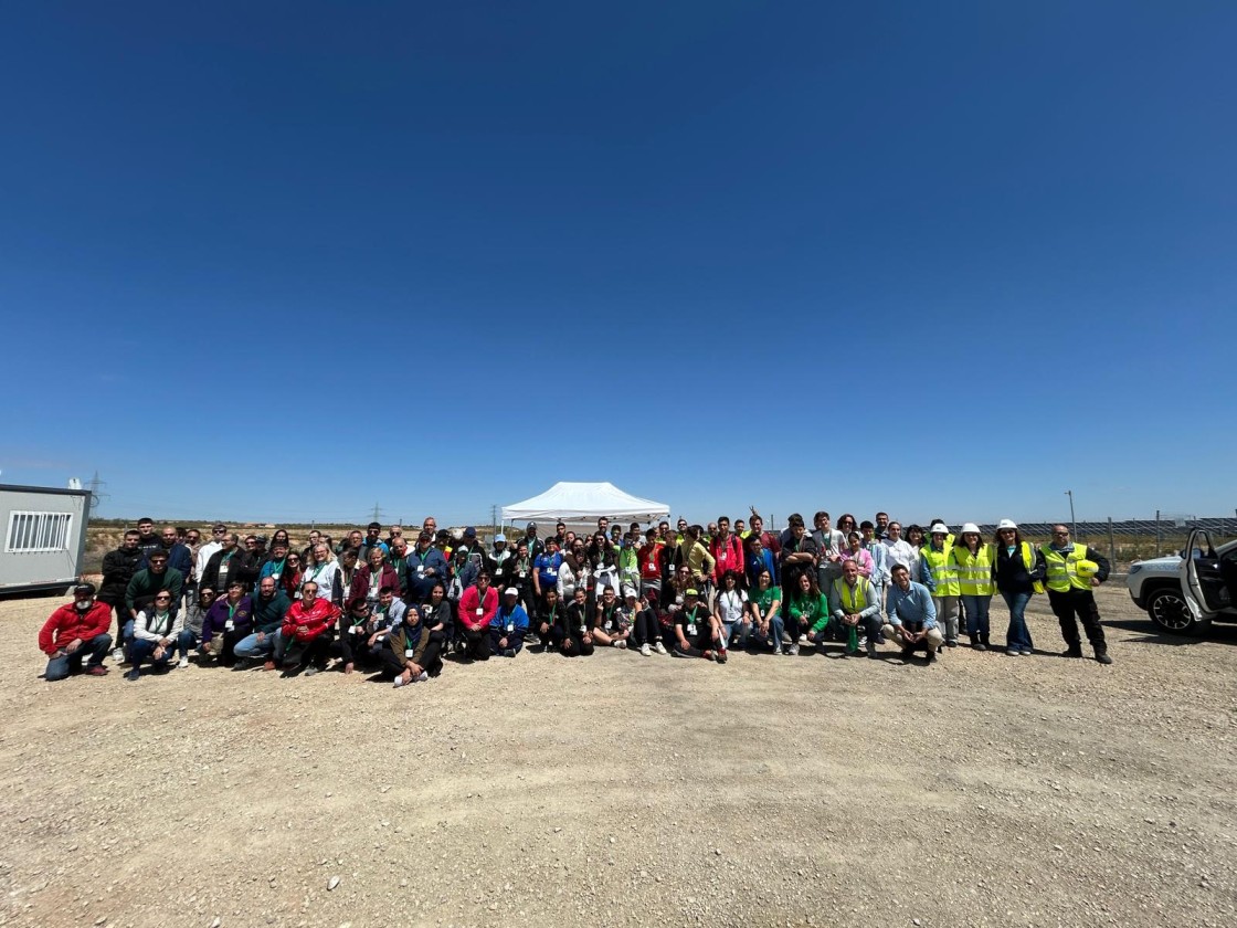 Los centros educativos de Andorra visitan el parque fotovoltaico Mudéjar de Endesa