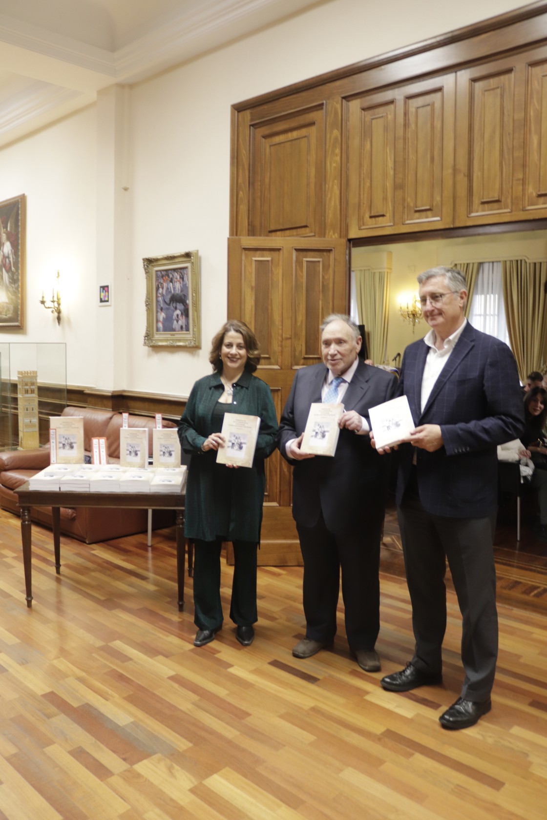 Nuevo libro de Bernardo Latorre sobre hostelería turolense