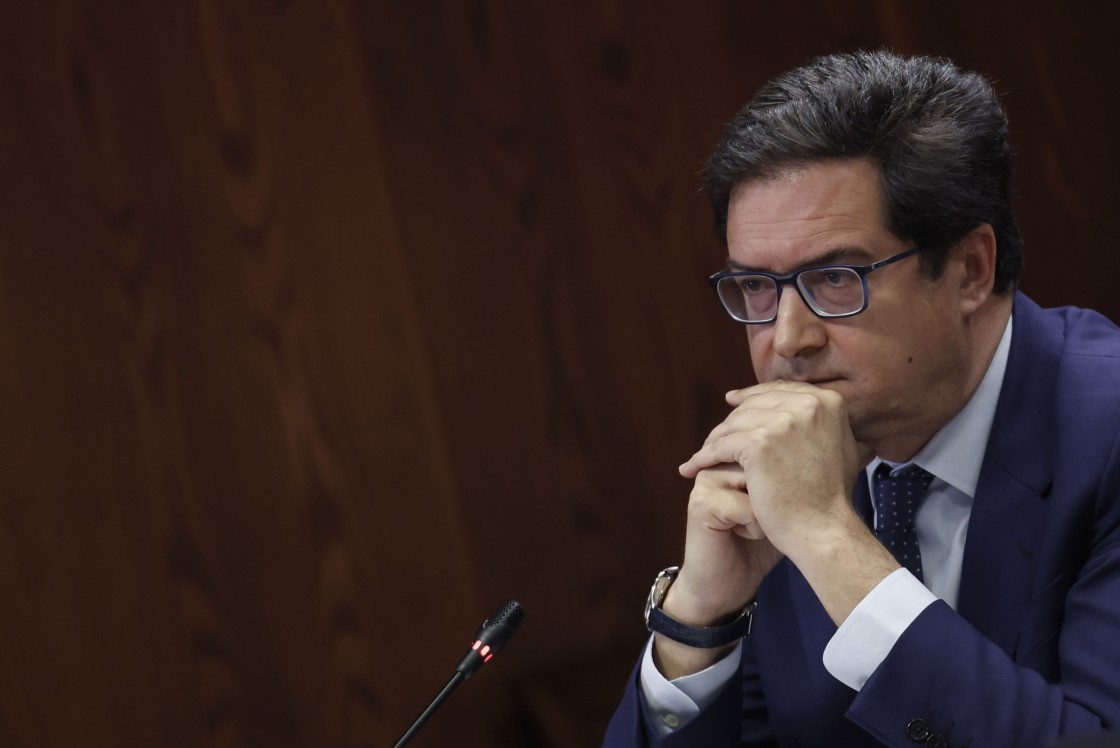 “Ni un cotilleo ni un rumor”, Óscar López desconocía la estancia de Ábalos en Teruel