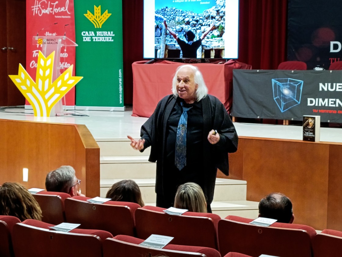 Hugo Semoloni ‘el Jaguar Blanco’ abre el congreso de ‘ocultura’ Teruel Mágico