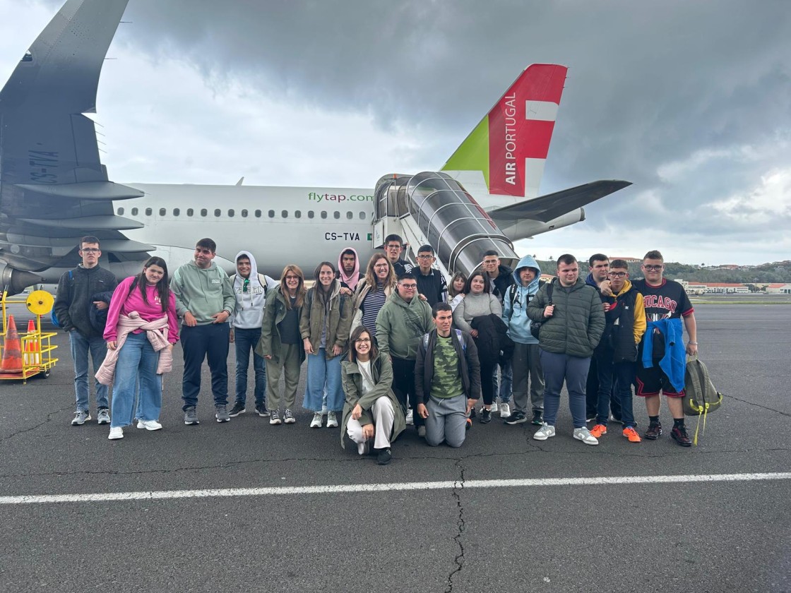 Alumnado y profesores del Colegio de Educación Especial “Gloria Fuertes” viven una enriquecedora experiencia de convivencia y aprendizaje en la Isla de Terceira