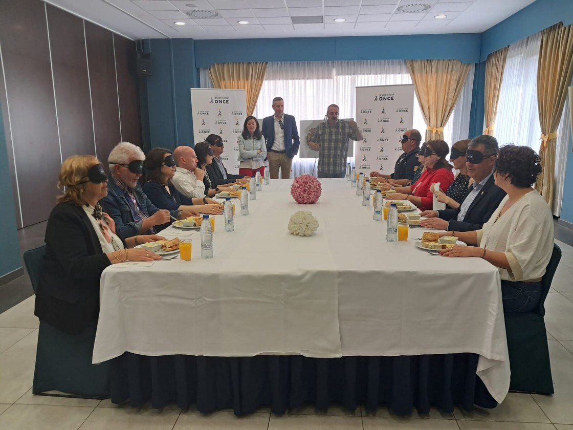 La Semana del Grupo Social Once en Aragón sensibiliza sobre ceguera en Alcañiz