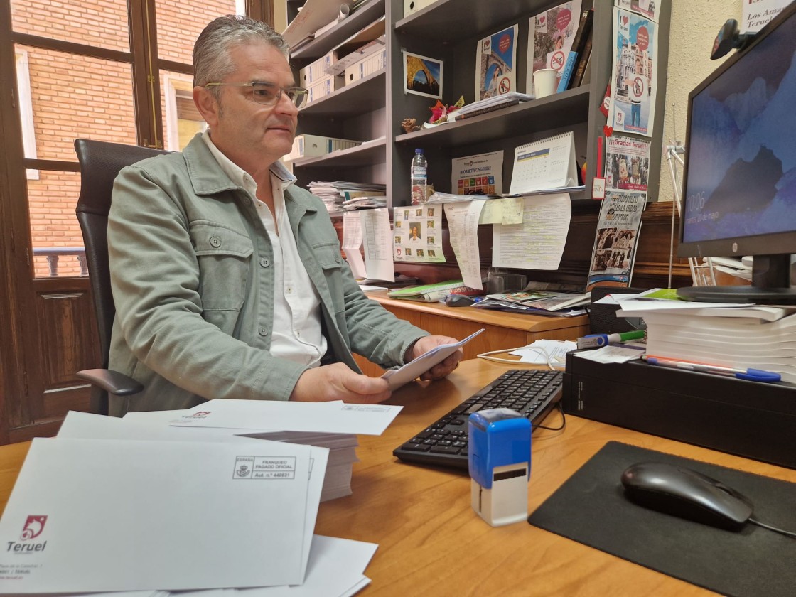 El Ayuntamiento de Teruel impulsa un censo comercial para interactuar con los establecimientos de la ciudad