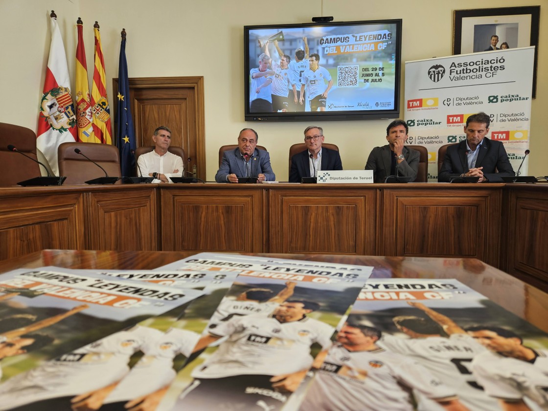 La Colonia Polster acogerá este verano el Campus Leyendas del Valencia CF