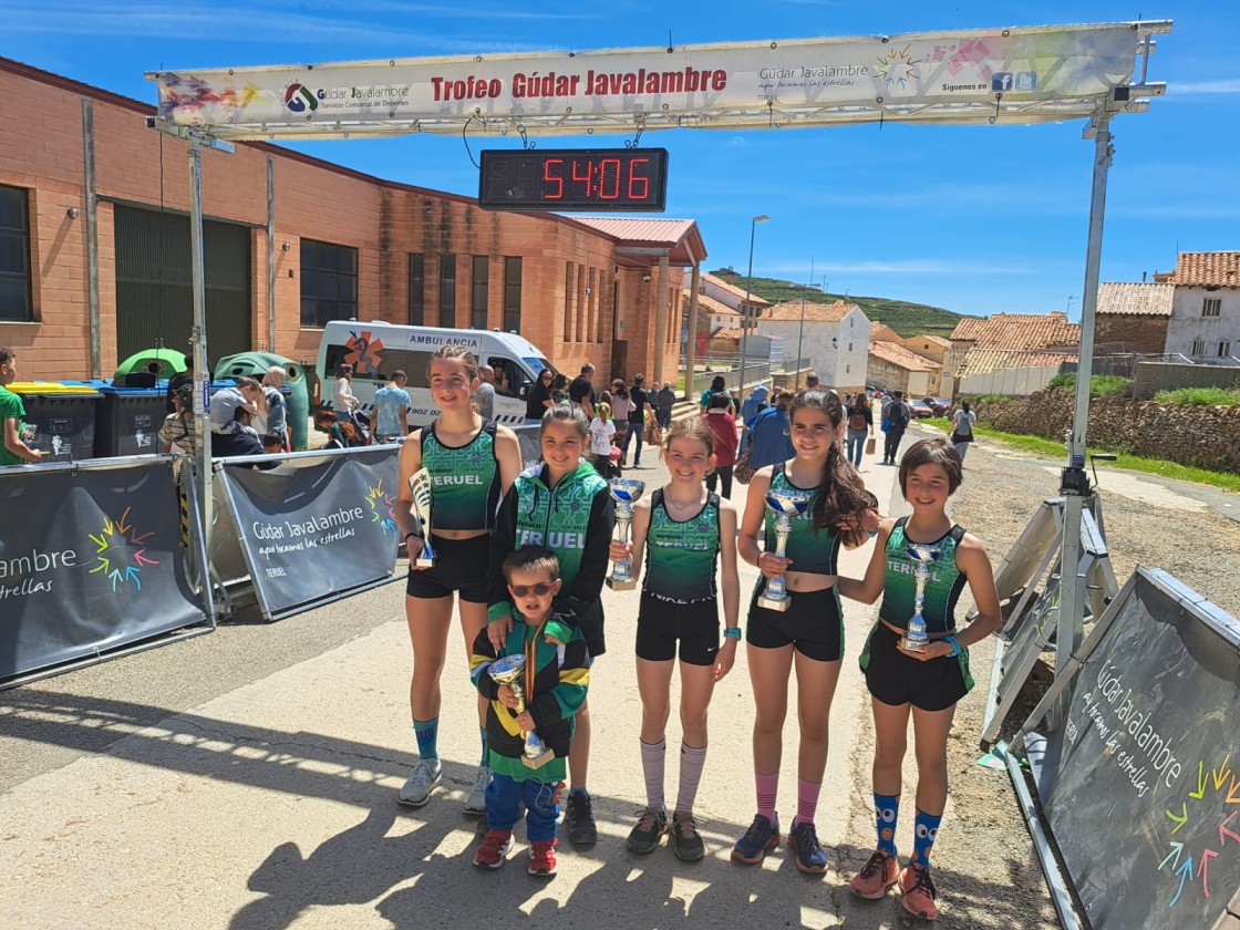 Más de 120 niños visten el XXXVII Cross La Estrella de Mosqueruela