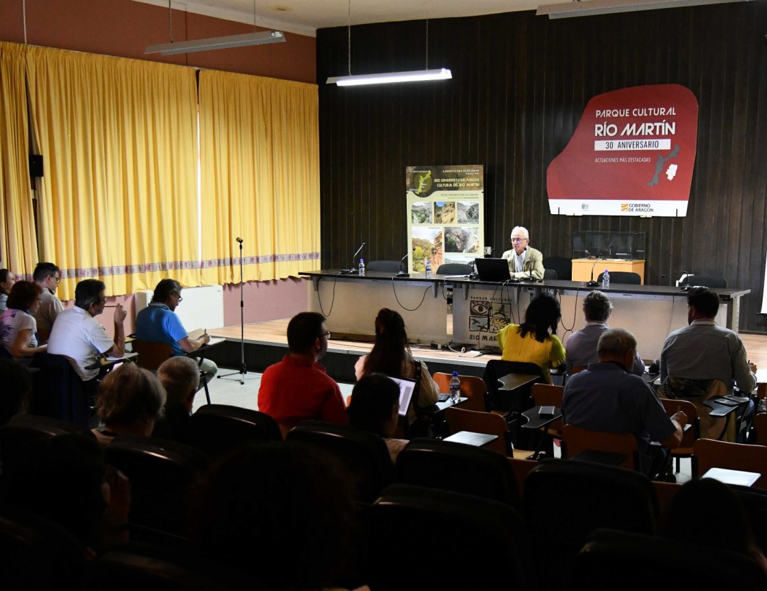 Los actores del patrimonio cultural rural reflexionan en Ariño sobre los retos de futuro