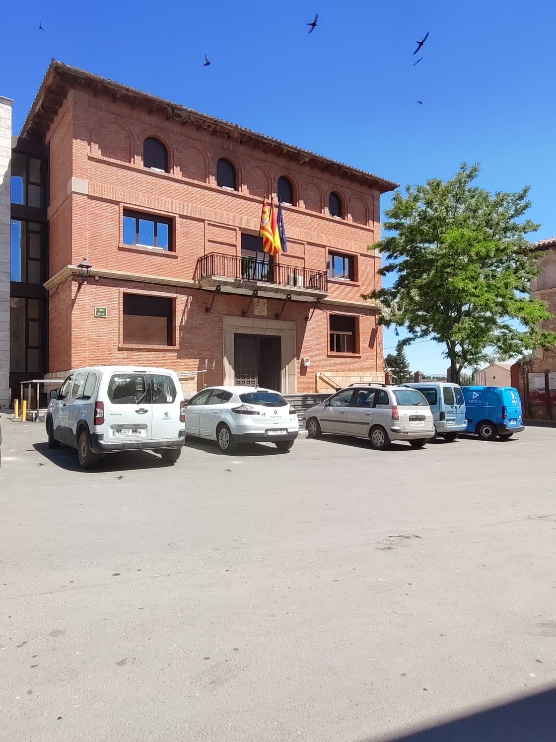 Agricultores y ganaderos solicitan más personal en la OCA de Monreal