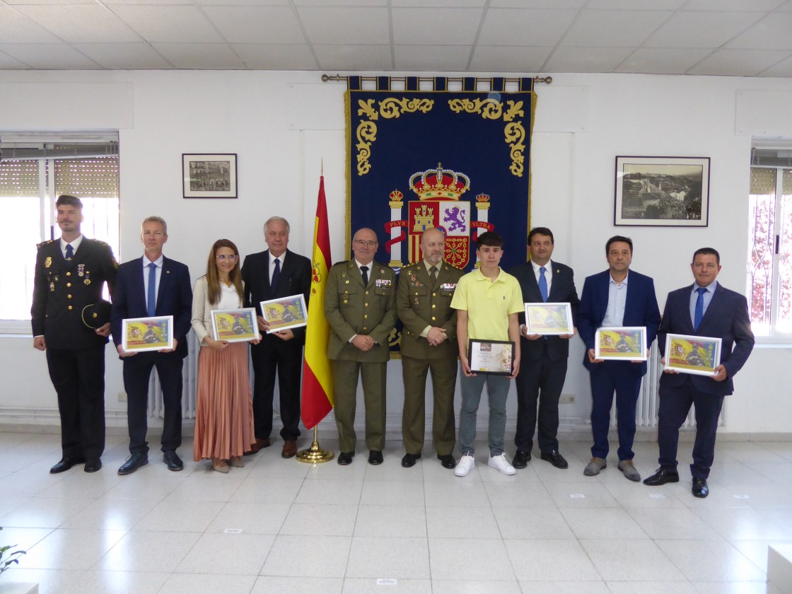 La Subdelegación de Defensa reconoce la colaboración de las instituciones turolenses