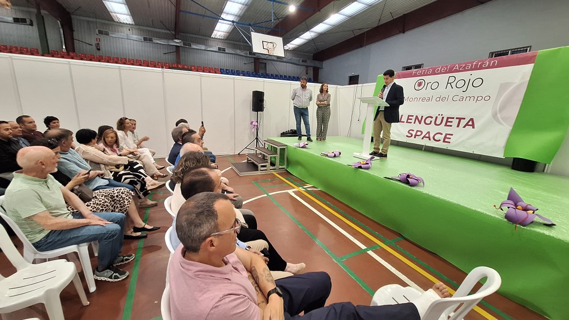 El alcalde de Monreal ensalza el carácter familiar del azafrán en la apertura de la feria