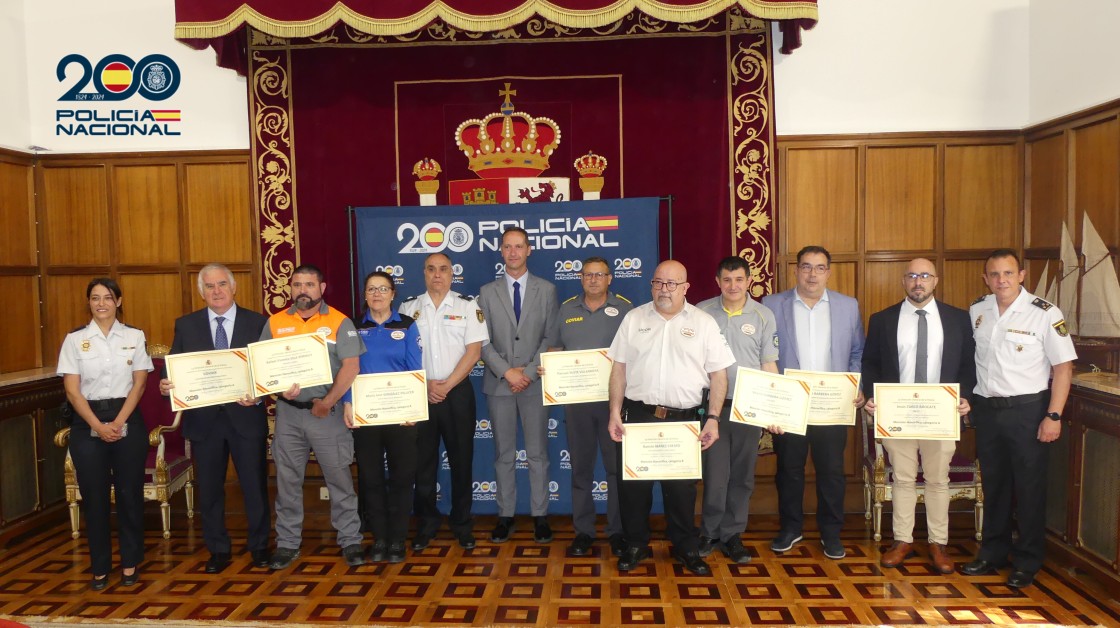 La Policía Nacional reconoce la labor de la seguridad privada en Teruel