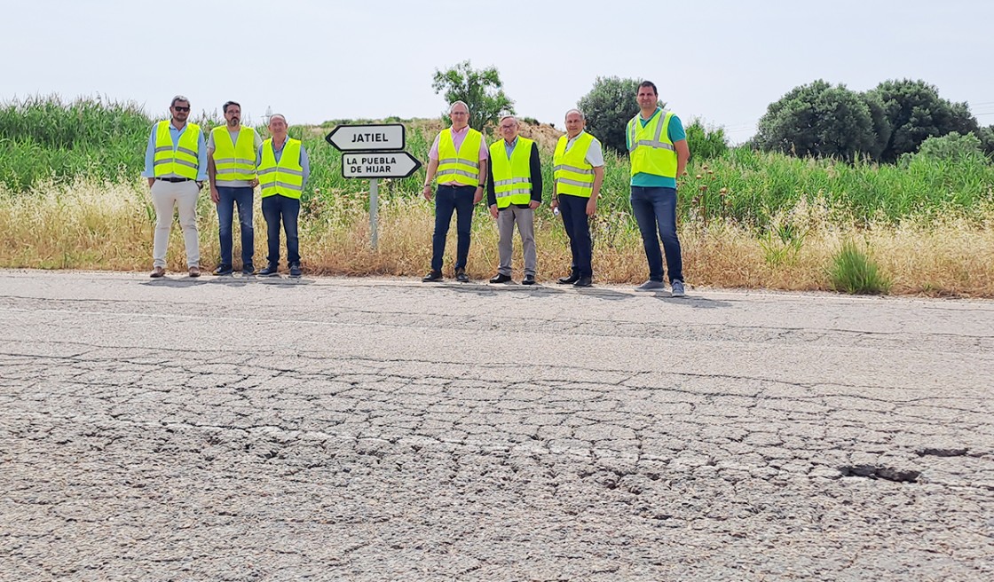 La DPT iniciará la mejora de la carretera de Jatiel a La Puebla de Híjar en verano