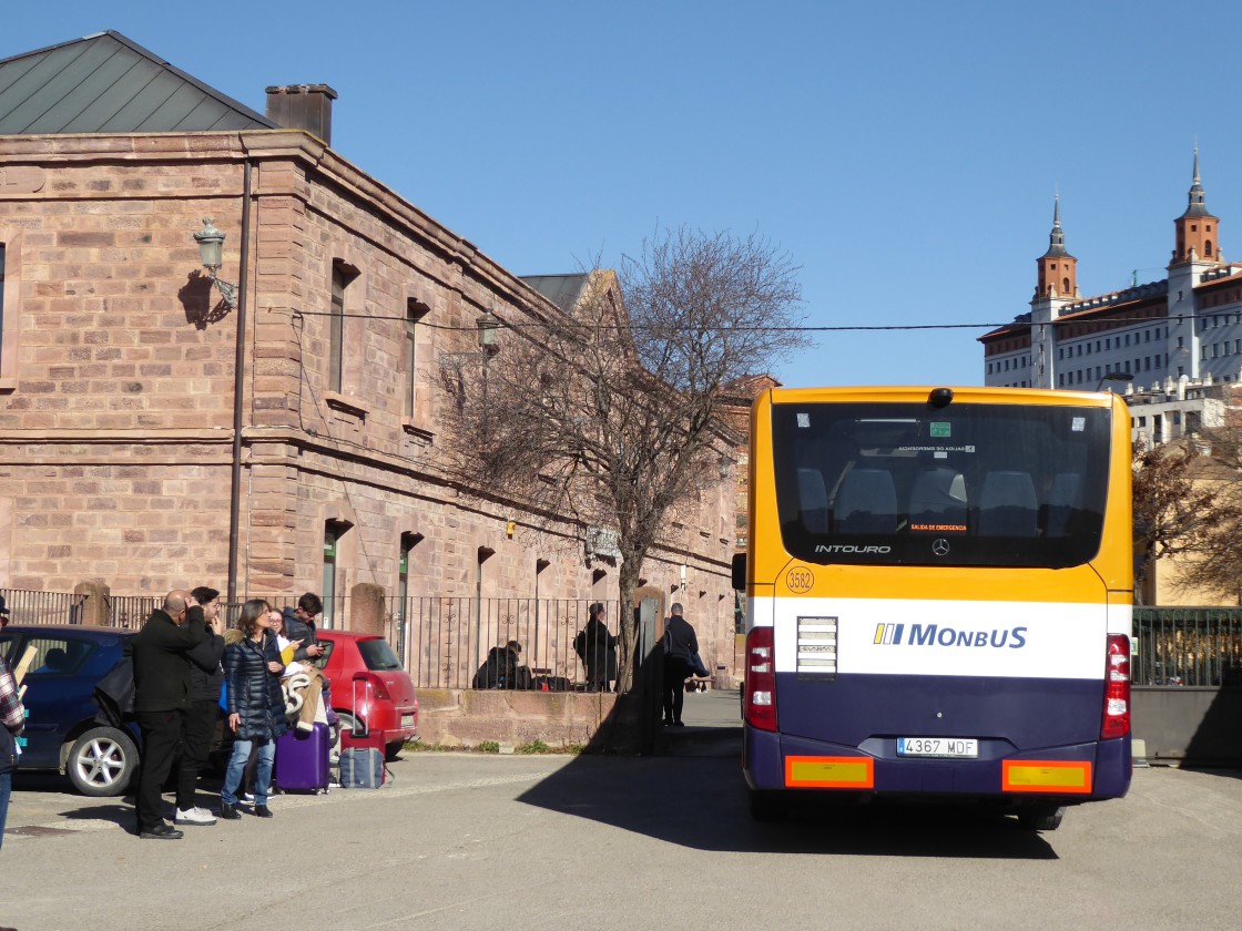 CGT abre un debate sobre el estado del ferrocarril y denuncia su abandono