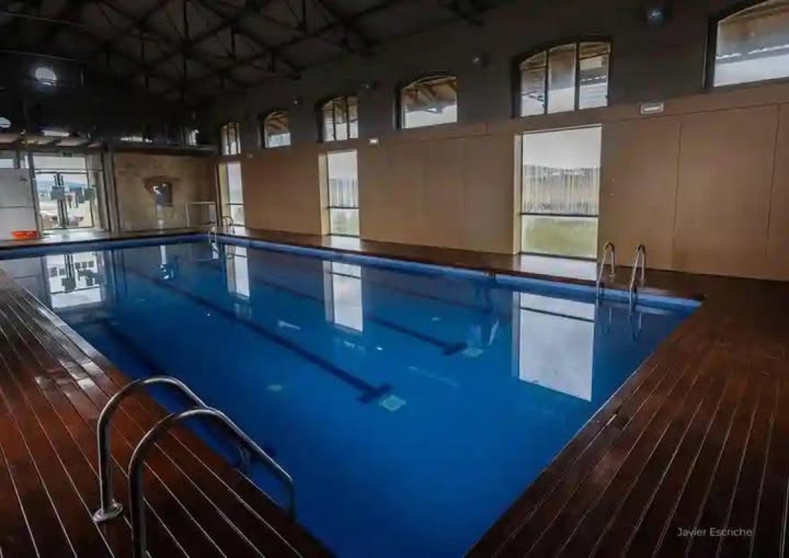 Perales del Alfambra estrena la temporada de baños el lunes con la apertura de su piscina climatizada