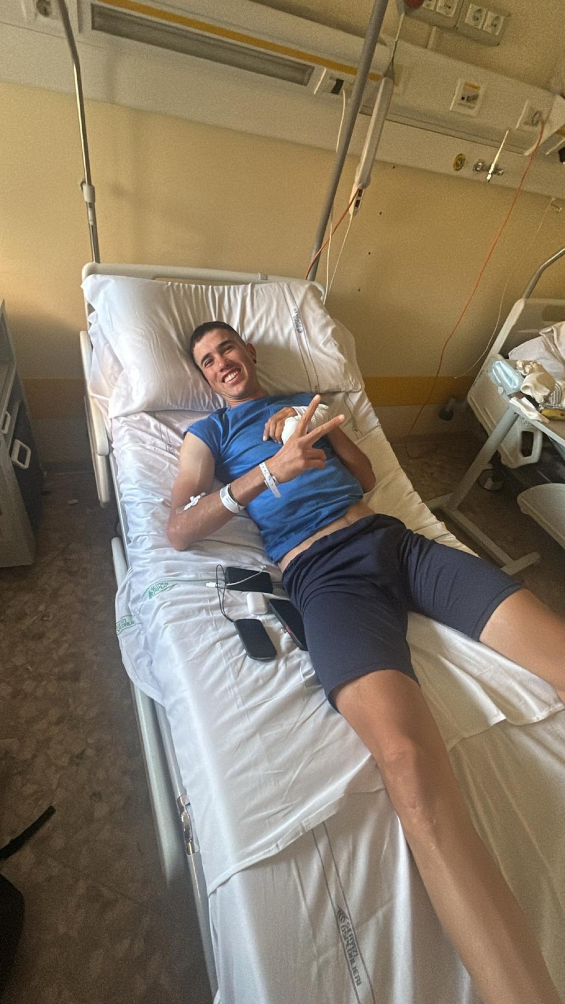 Una caída en el Europeo de Italia manda al hospital a Roberto Bou