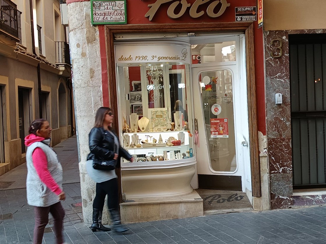 El Ayuntamiento de Teruel dobla el presupuesto de Volveremos y lo concentra en la campaña de vuelta al cole y en la de Navidad
