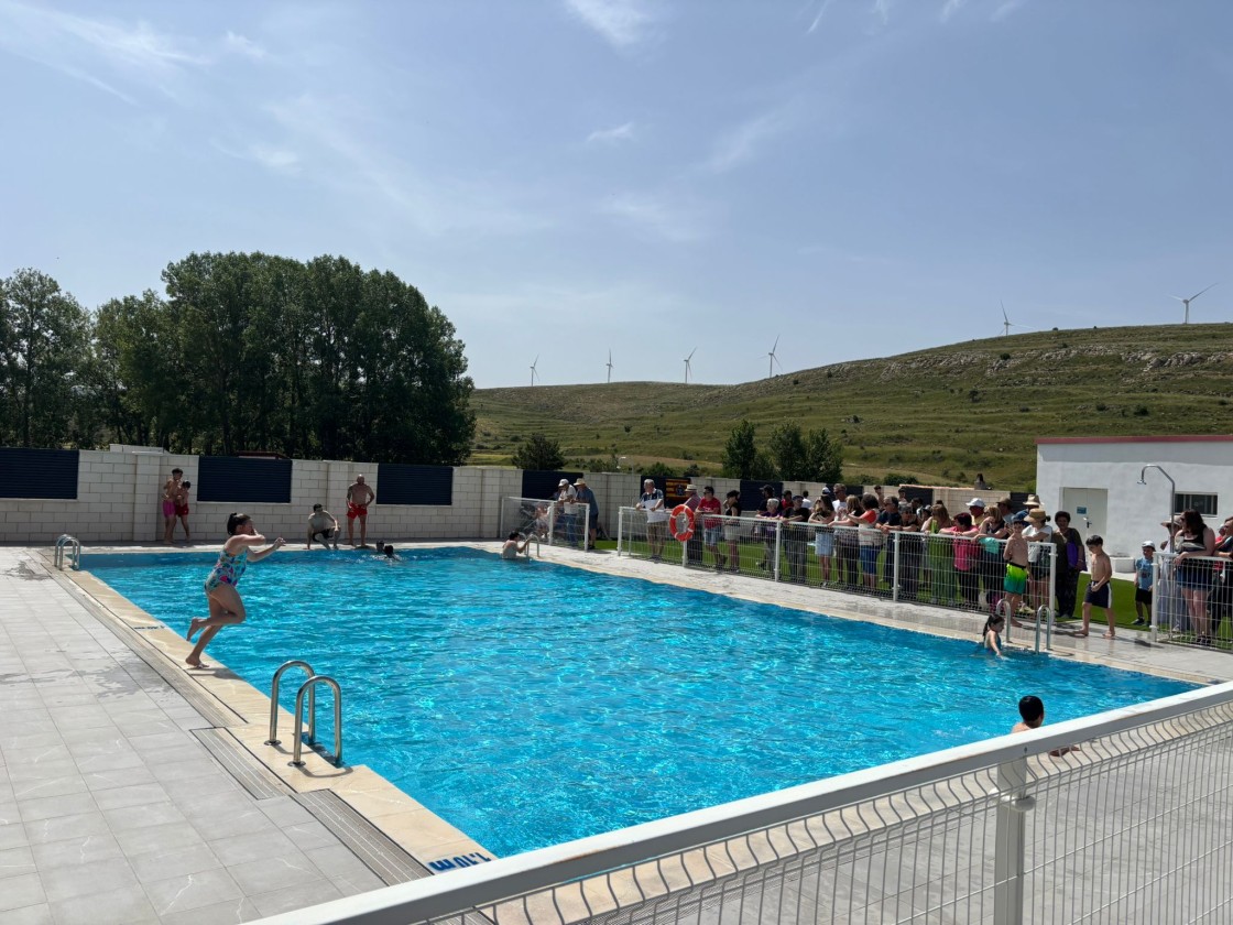 Concluye la cuenta atrás para disfrutar la nueva piscina de Palomar de Arroyos