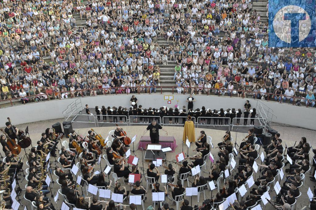 Galería de fotos: La Escuela de Música de Teruel se da un baño de masas durante su final de curso