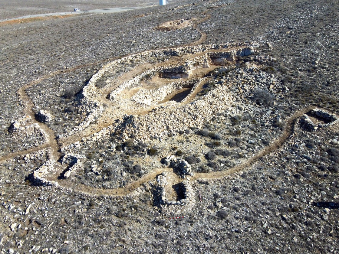 Loma de la Solana I, un conjunto inacabado con más de un centenar de estructuras