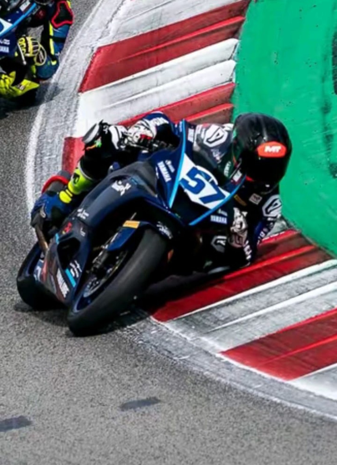 Raúl Navarrete logra terminar cuarto en la cita de Montmeló