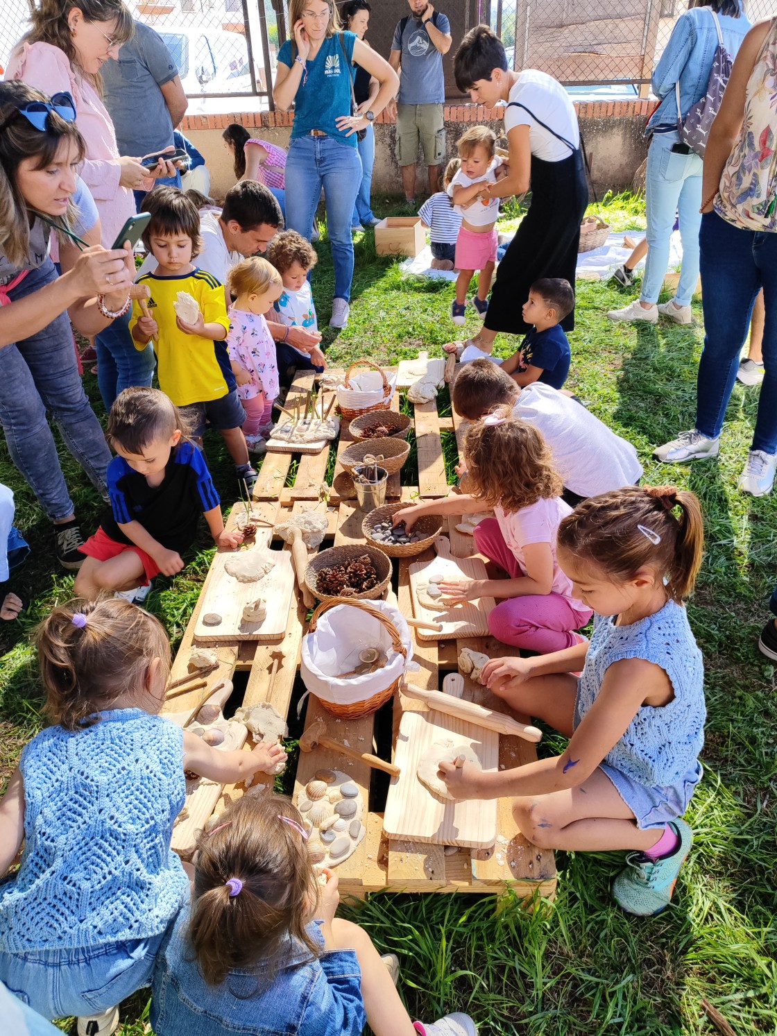 El Festival Mute vuelve a Torres de Albarracín del 27 al 29 de junio para romper el silencio con arte, naturaleza y comunidad