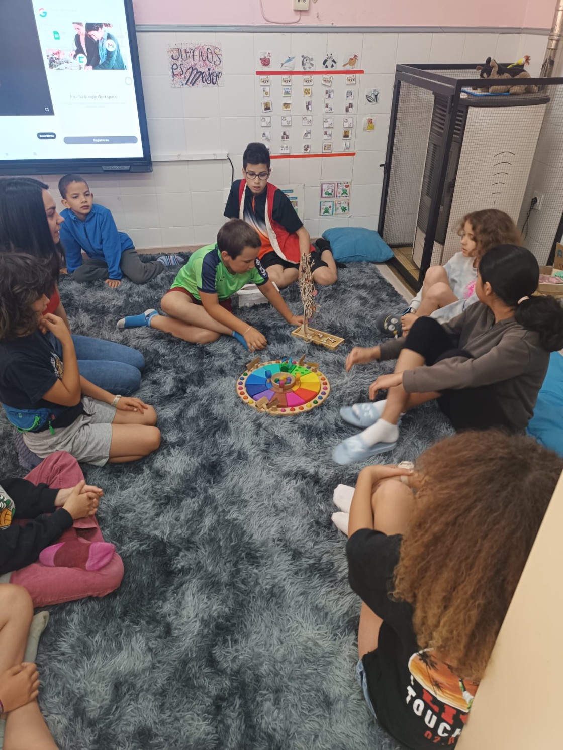 La escuela de Ráfales busca familias para continuar con su proyecto educativo actual