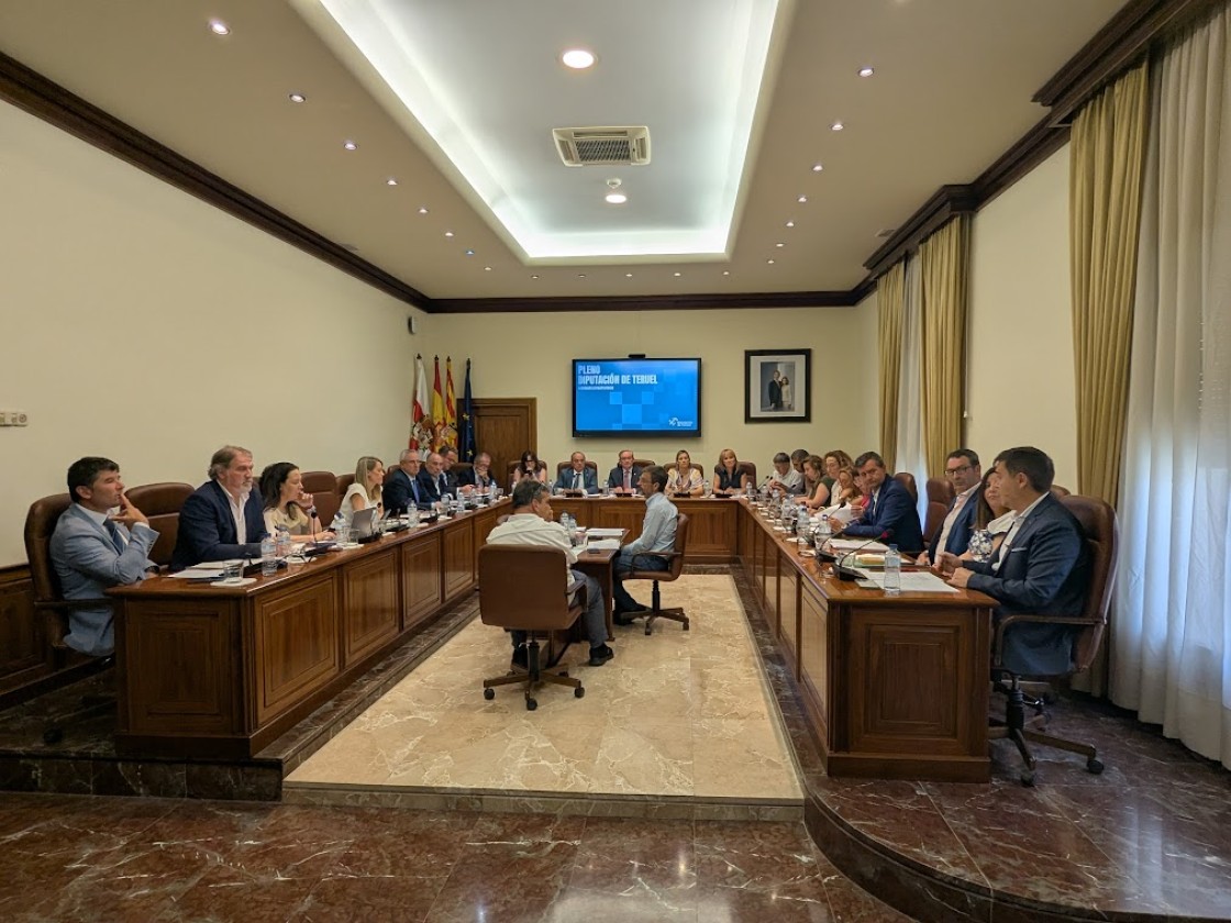 La Diputación aprueba una moción del PP para frenar la corrupción en España