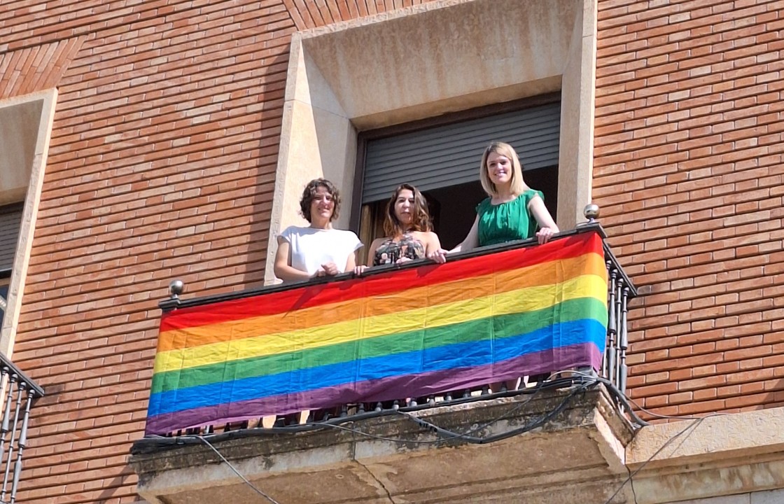 La Subdelegación del Gobierno firma el compromiso por un Teruel diverso