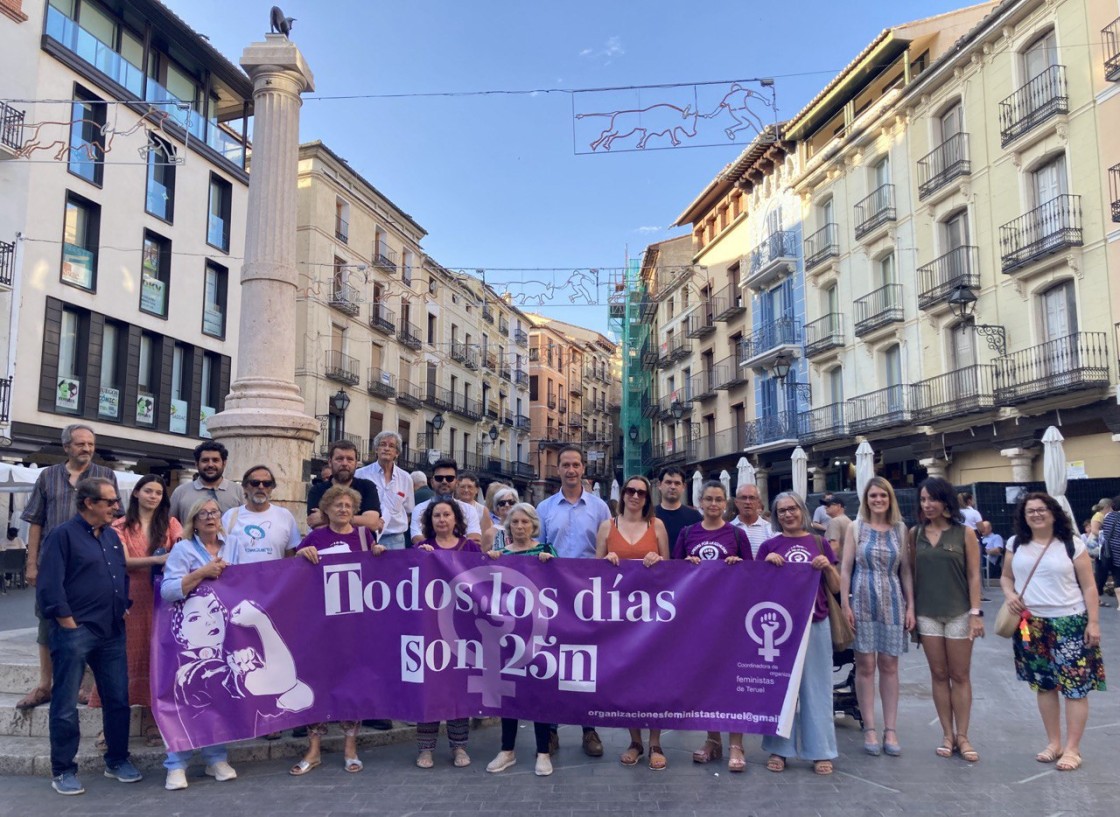 La Coordinadora Feminista clama por el fin de la violencia contra la mujer