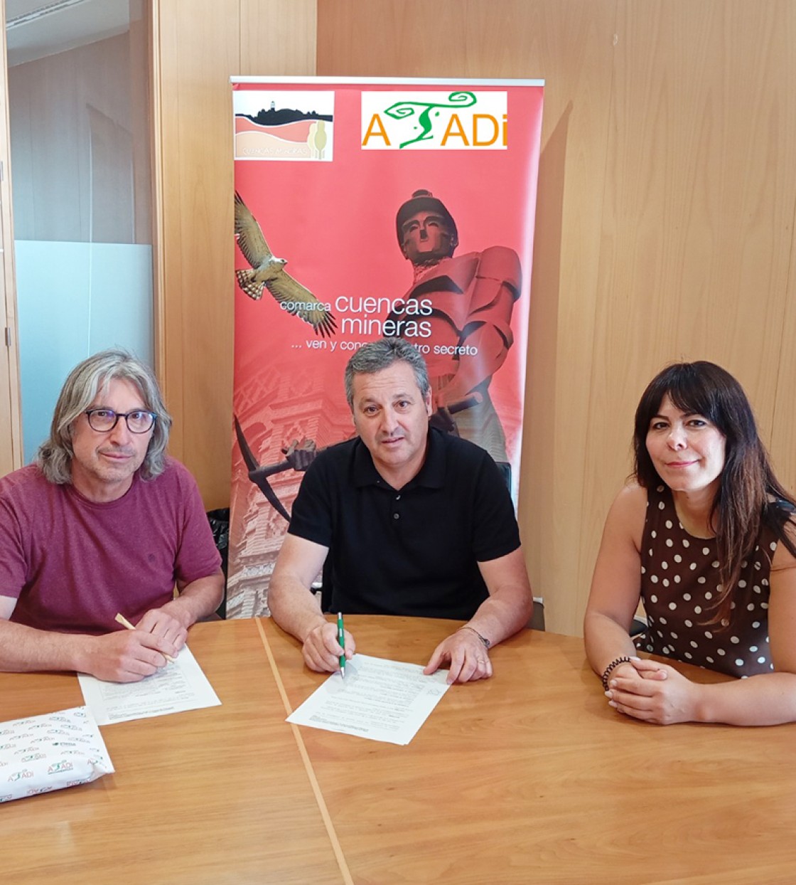 La Comarca Cuencas Mineras renueva su convenio anual de 20.000 euros con Atadi