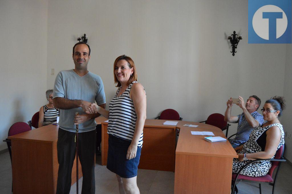 Javier García toma el relevo en la Alcaldía de Castelserás y sustituye a Goni (PAR)