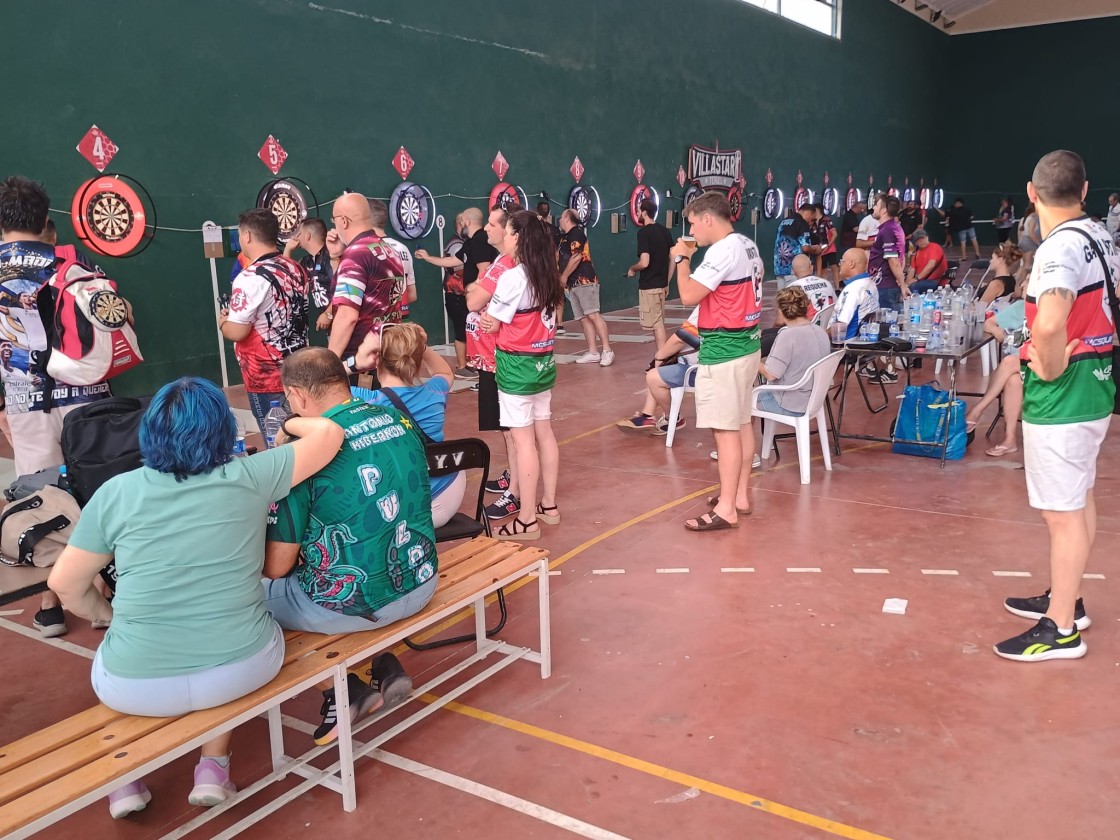 Villastar da en la diana con su Open de Dardos más internacional