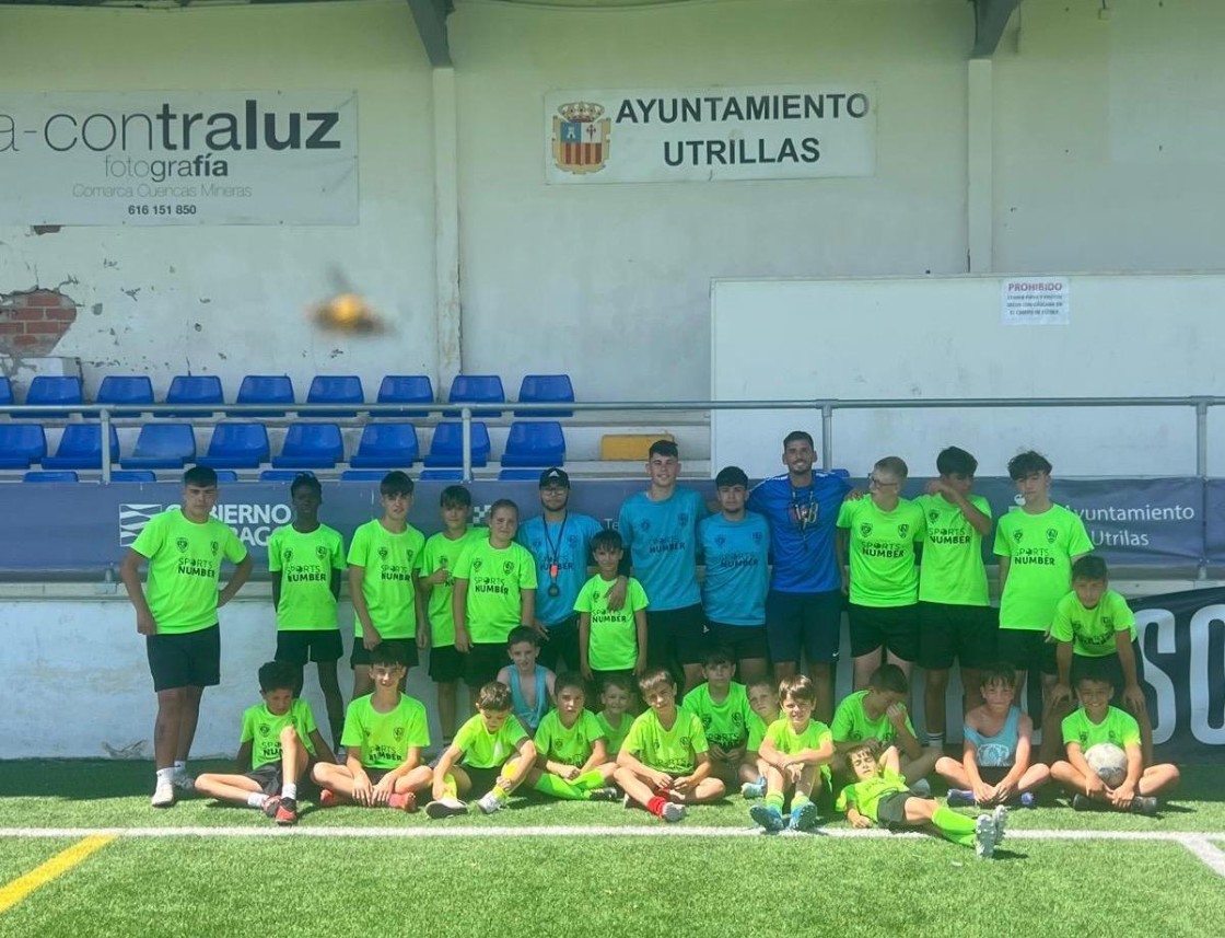 Más de 50 niños participan en el quinto Clínic de Fútbol de Utrillas