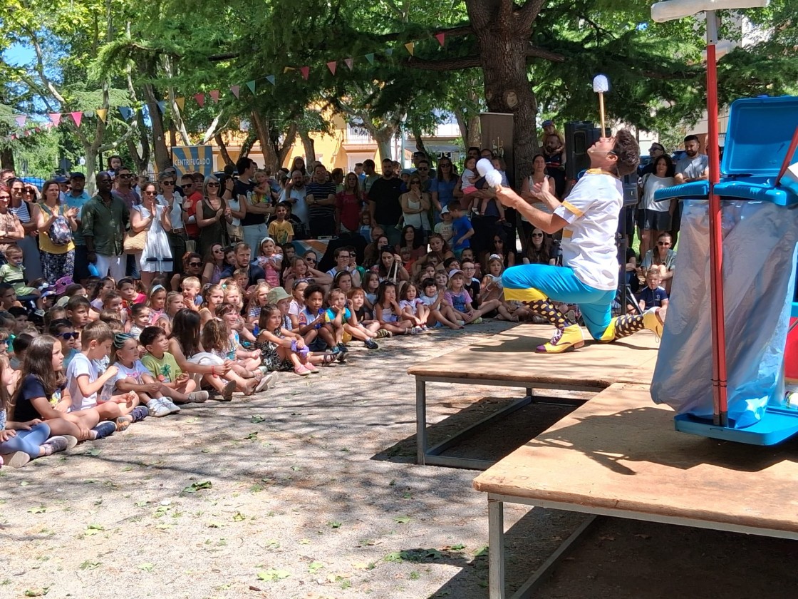 ‘Centrifugado’ e ‘Historias del circo’, actuaciones infantiles para hoy