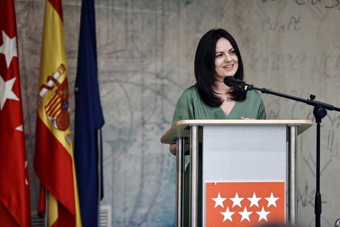 María Floarea Pop, directora del Instituto Cultural Rumano en Madrid: “Tanto en España como en Rumanía la caída de las dictaduras provocó la explosión de la libertad creativa”