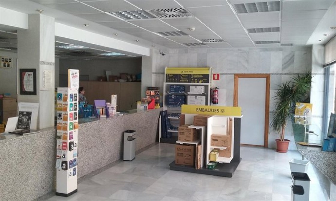 La falta de personal en Correos incrementa  el aislamiento postal del Bajo Aragón