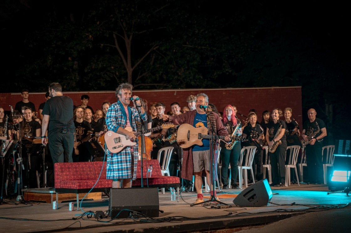 Los Gandules ofrecieron su mejor versión llenando el auditorio de Los Fueros