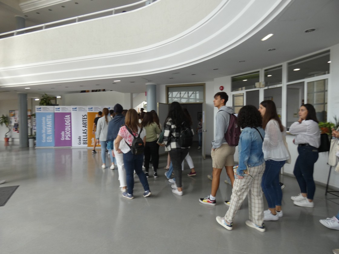 Enfermería y Psicología lideran las notas de corte en el Campus de Teruel