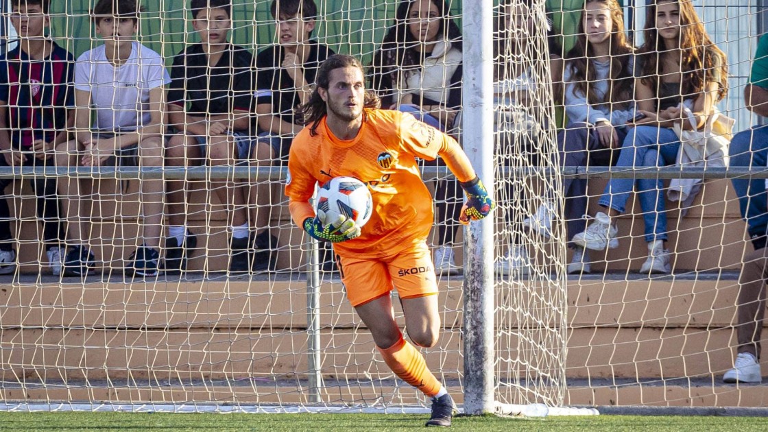 El CD Teruel elige a Emilio Bernad para sellar la portería de Pinilla