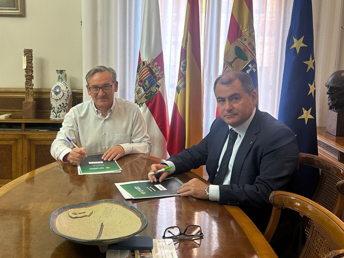 Caja Rural de Teruel renueva su colaboración con la Revista Turia