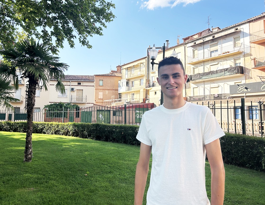 Javier Vallejo, el alumno ha obtenido el Premio Extraordinario de Bachillerato Aragón 2025: “Este premio lo he conseguido gracias al esfuerzo continuo que he tenido desde pequeño”