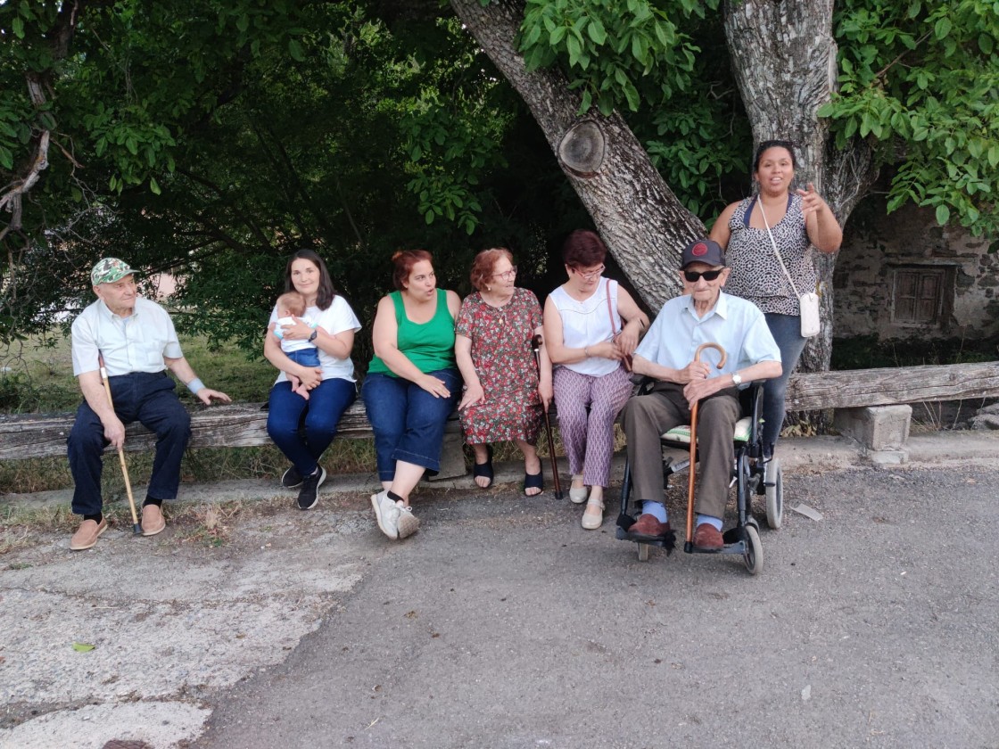 Contra el calor, pueblo: los urbanitas huyen del asfalto y buscan alivio en el Teruel rural