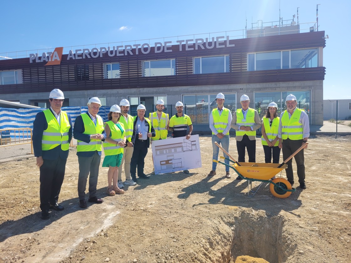 Comienzan los trabajos para ampliar la terminal del aeropuerto industrial de Teruel