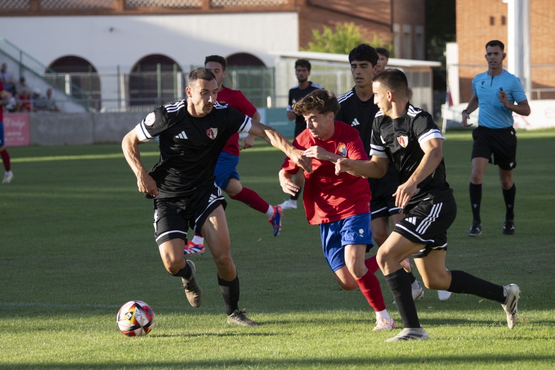 Semana clave en el CD Teruel por la cesión de Le Normand