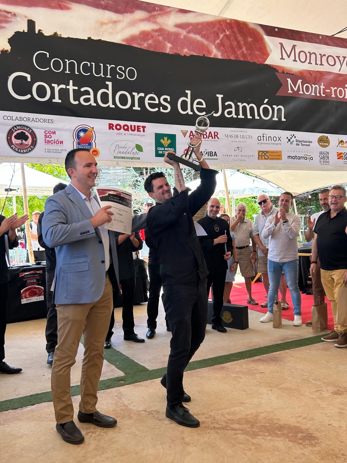 Jorge Díaz se alza como mejor cortador de jamón en Monroyo, con vistas a la final